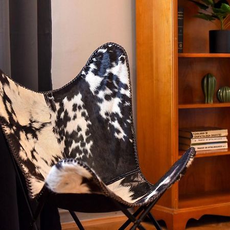 Stylish & Spacious Apartment Near The Old Town - A Touch Of History, A Dash Of Modernity Bukarest Exterior foto
