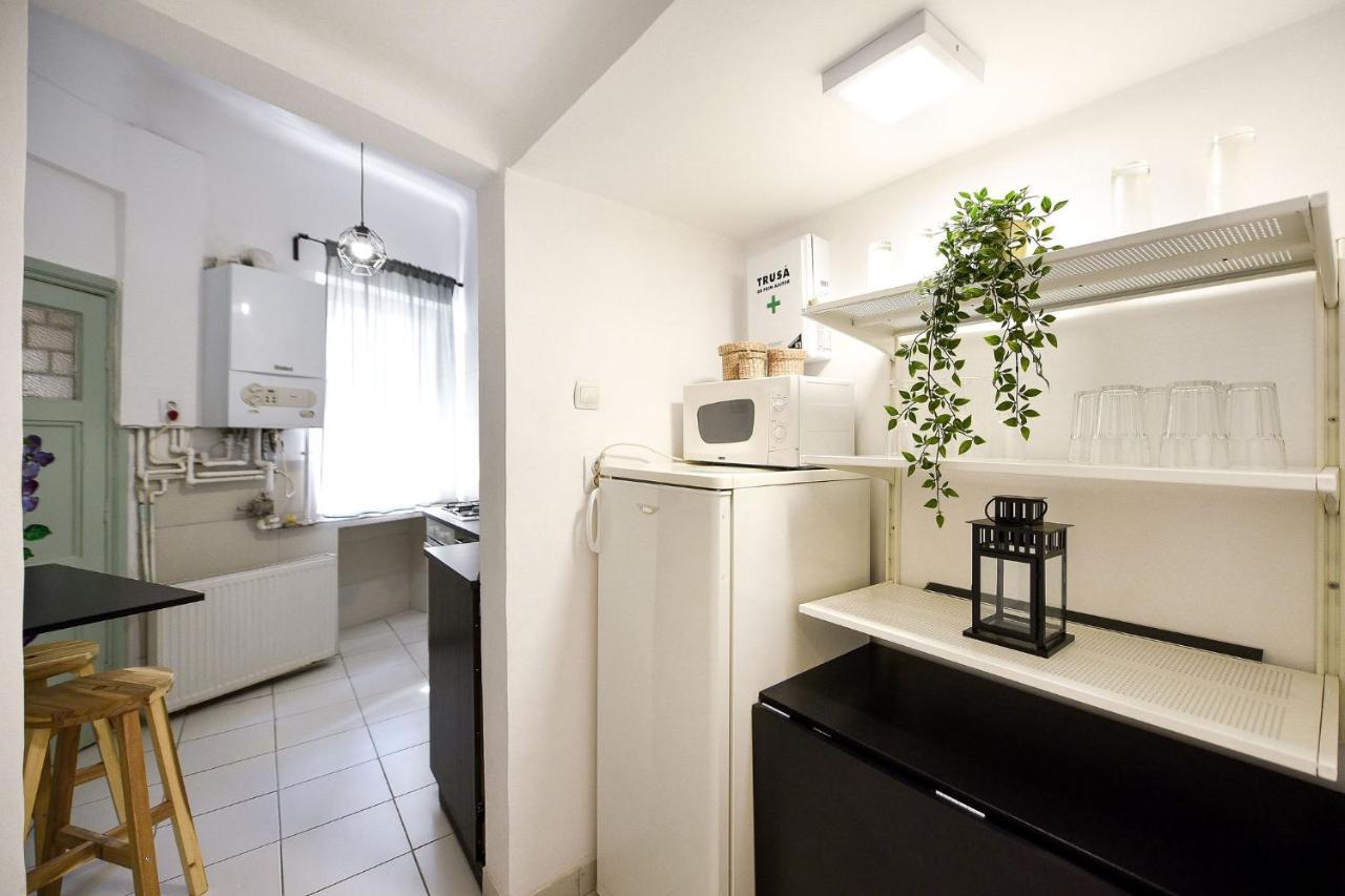 Stylish & Spacious Apartment Near The Old Town - A Touch Of History, A Dash Of Modernity Bukarest Exterior foto